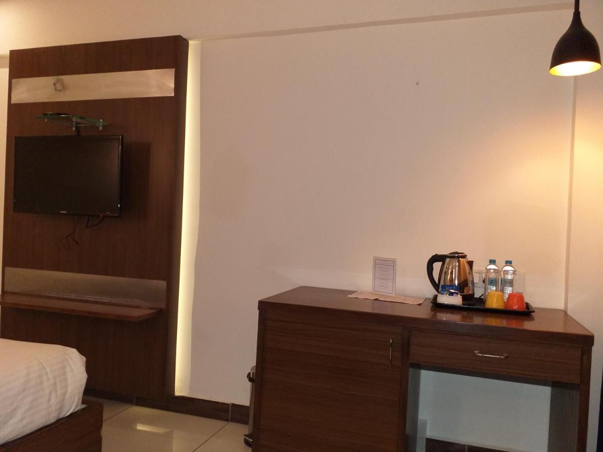 Klase Hotels Chennai Exterior foto